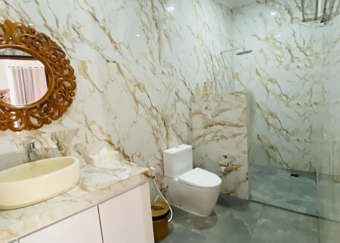 Radiance Ocean View Private Otel 4*