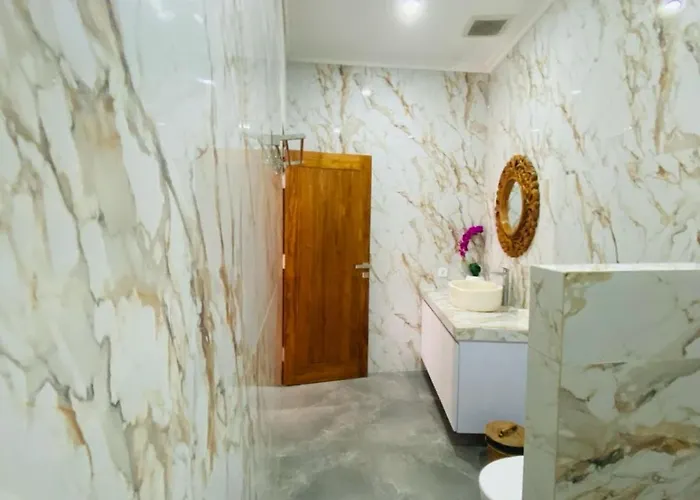 Hotel Radiance Ocean View Private Nusa Lembongan (Bali)